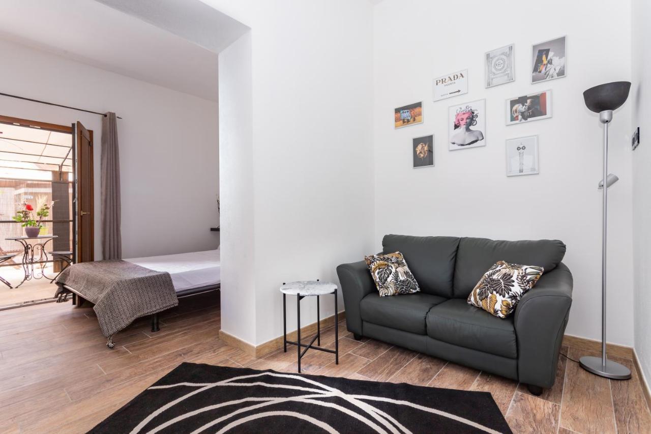 Living G Room Cagliari Exterior photo